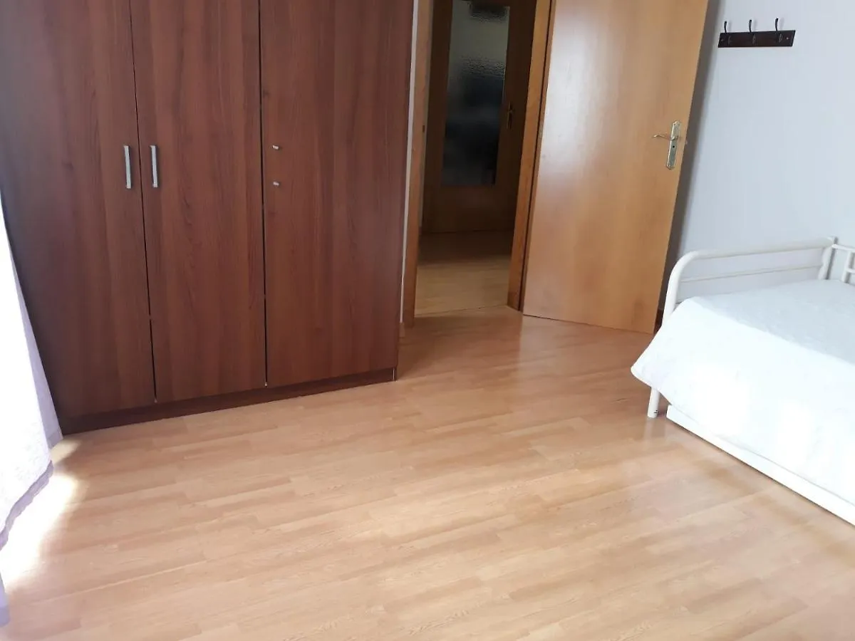 Villa Flor 坎布里尔斯 0*,  西班牙